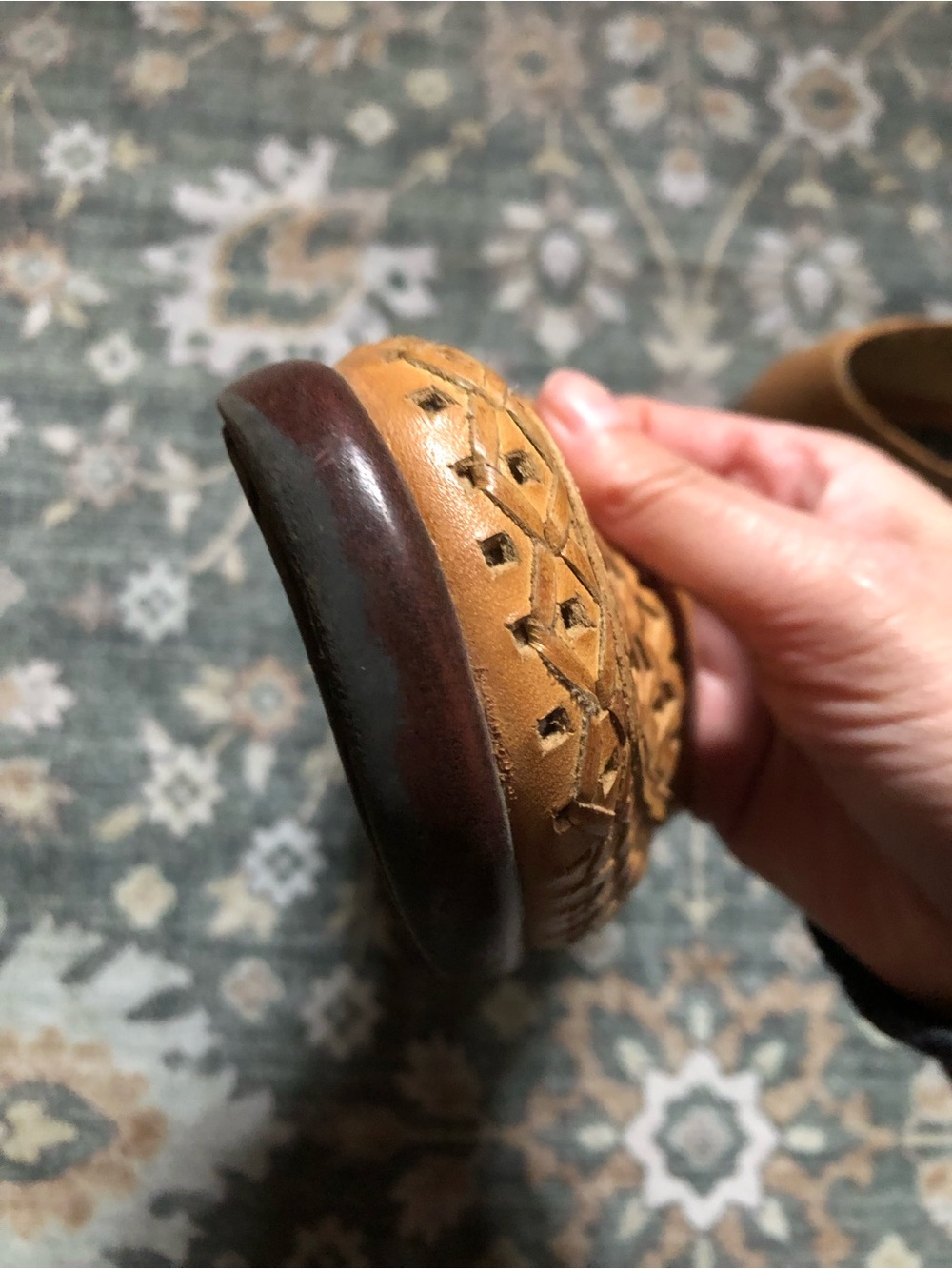 Vintage Tan Leather Slip-On Loafers 🖤 - Picture 6 of 9